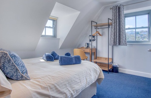 Saundersfoot Hotel | Ocean Cabins No. 13 @ The Square - Saundersfoot