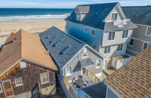 Manasquan House | Ocean Front Beach Cottage with Relaxing views and sound of the Ocean