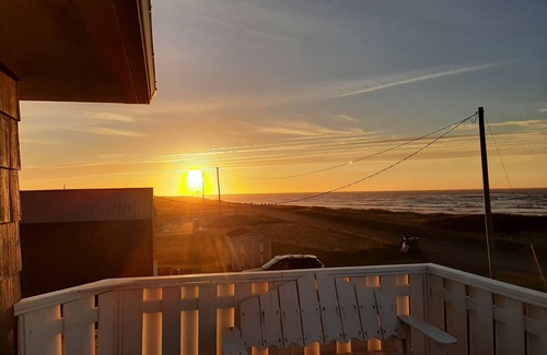 North Lake House | Ocean Front Beach House, Great Beach and fishing charters