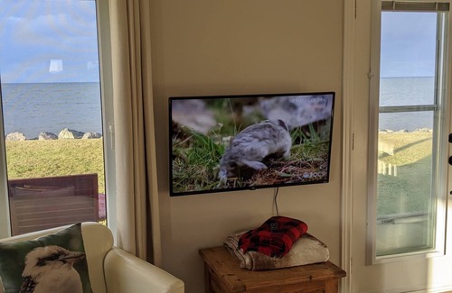 Sydney Mines House | Ocean front Cranberry Cottage. Close-NFLD FERRY, Cabot Trail, Baddeck, Louisburg