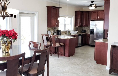 North Side House | Ocean Paradise