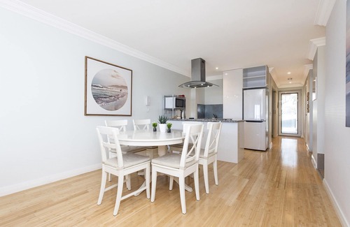 Lancelin House | Ocean Surf - Luxury Beachside Accomodation