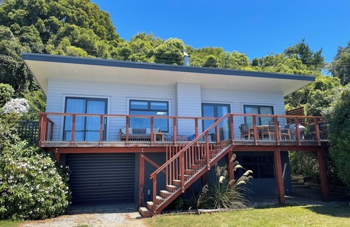 Parapara House | Ocean Tides Beach House
