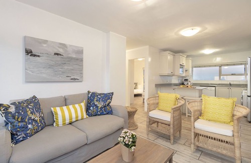 Bloubergstrand Apartment | Ocean View B901