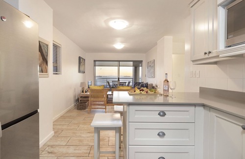 Bloubergstrand Apartment | Ocean View B901