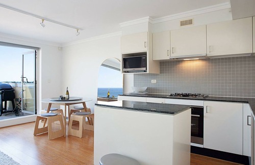 Clovelly Apartment | Ocean-view Clovelly ISYD