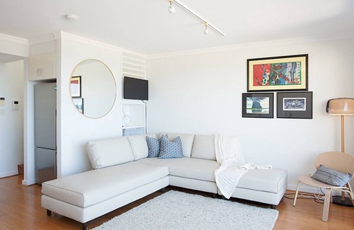 Clovelly Apartment | Ocean-view Clovelly ISYD