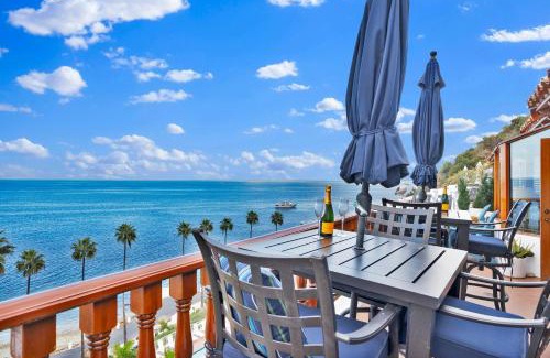 Avalon House | Ocean View Hamilton Cove Villa