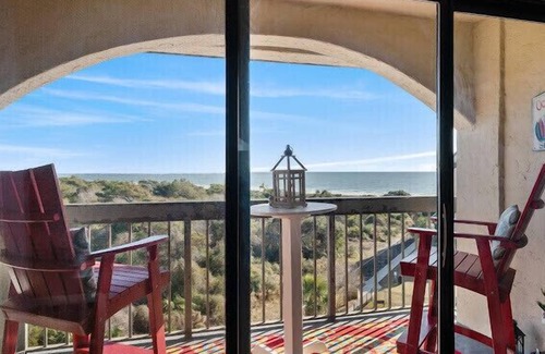 Arcadian Shores Condo | OCEAN VIEW- PETS ALLOWED!