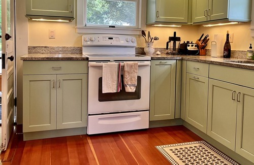 Rye House | Ocean View Property in Quiet Neighborhood at Wallis Sands Beach