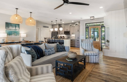 Melrose on the Beach House | Oceanfront 4bdr/4bth Cottage - Sleeps 20