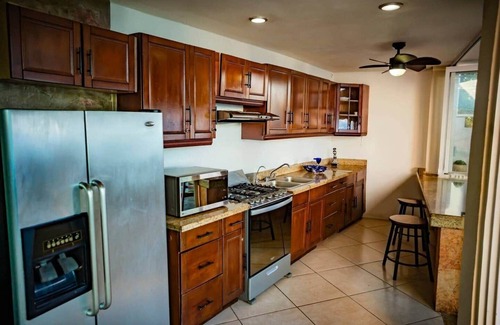 Boca de Tomatlan House | Oceanfront 5BR Up to 16 pax