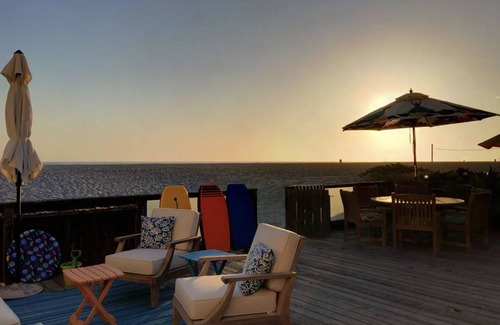 Silver Strand House | Oceanfront Beach House on Sand. Welcome to the Hula Hut!