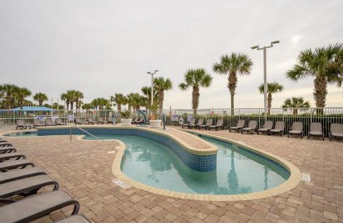 Myrtle Beach Apartment | Oceanfront Condo with WaterPark Included in Price
