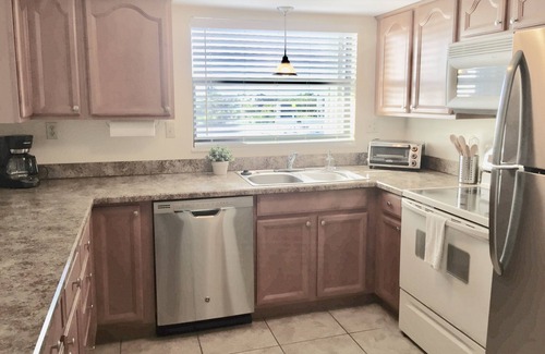 Central Beach Condo | Oceanfront Condo With Incredible Views