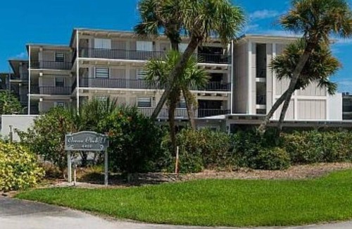 Central Beach Condo | Oceanfront Condo With Incredible Views