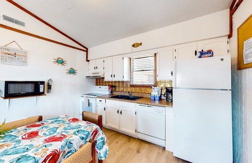 Buxton House | Oceanfront, Dog-Friendly House w/Free WiFi, Ocean View, & Shared Pool