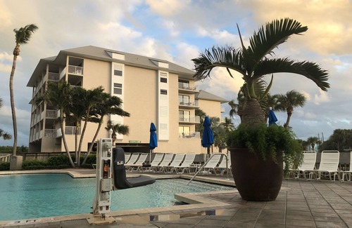 Stuart Condo | Oceanfront Heated Pool, Tiki Bar 3rd floor end unit