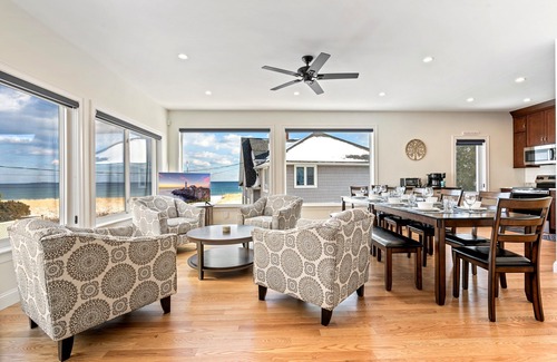 Ocean Park House | Oceanfront Home | Beach Access | Deck + Ping Pong