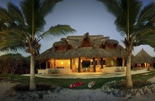 Saladita House | Oceanfront Large Beach Estate Pool. Surfers Paradise. Sleeps 16+ Saladita 1 mile
