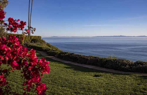 Campanil House | OCEANFRONT - POOL - PRIVATE BEACH STAIRWAY HO