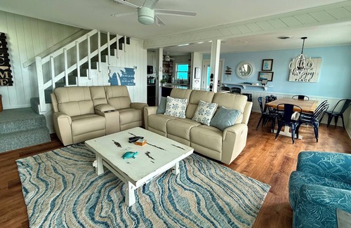 Holden Beach House | OCEANFRONT, Renovated 4BR, 3BA Home Sleeps 8