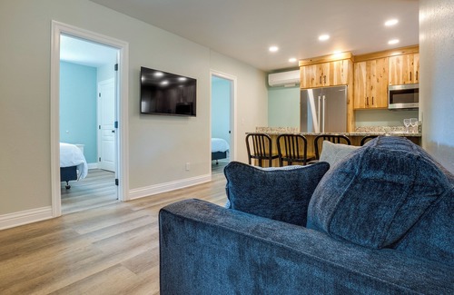 Smith River Cottage | Oceanfront Smith River Cottage: Beach Access!