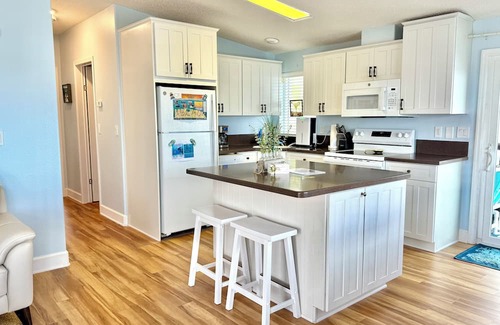 Cutthroat Harbor Estates House | Oceanfront w/stunning open water views and a 60-foot dock! 30 mins to Key West!