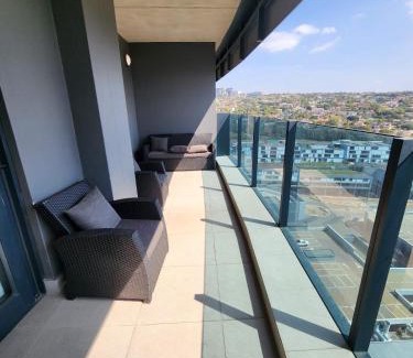 Umhlanga Apartment | Oceans Apartments Balcony Suites in the Radisson Blu Hotel Building Tower,Durban,Umhlanga