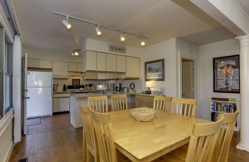 Northeast Virginia Beach House | Oceanside Condo, 4 Bedrooms + Convertible bed(s), 3 Baths, (Sleeps 10)