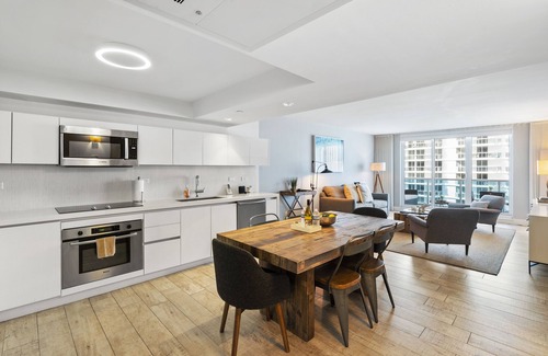 South Beach Apartment | Oceanview-Residences - 1 Hotel - 1BR-1.5 Bath - Beachfront-Resort-Style