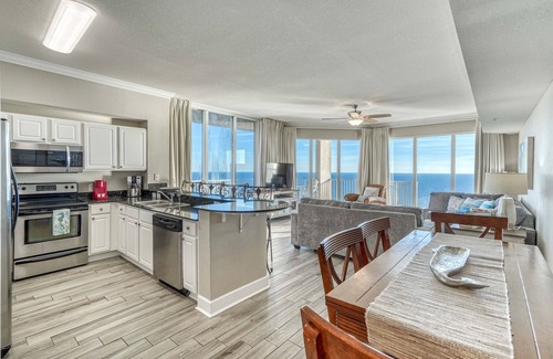 Panama City Beach Resort | *Oct 4 - 21st Last Min Special!* Beautiful Gulf Front Views!