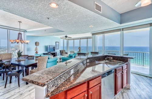 West Panama City Beach Resort | Oct/Nov Specials! Gorgeous Corner Views!