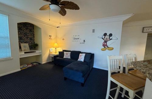 Kissimmee Apartment | October Deal Only 97 dollars a night - Family Villa with a Pool FREE Disney Shuttle - 2 Bedrooms, 2 Baths -Sleeps 8- 3019