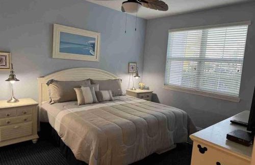 Kissimmee Apartment | October Deal Only 97 dollars a night - Family Villa with a Pool FREE Disney Shuttle - 2 Bedrooms, 2 Baths -Sleeps 8- 3019