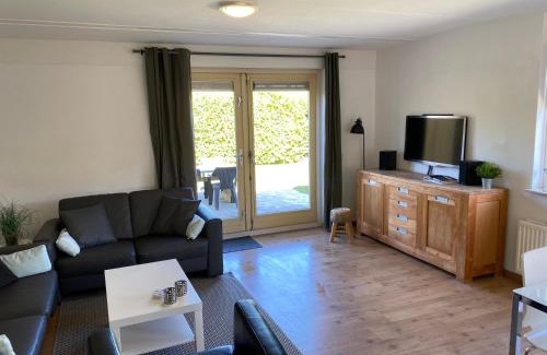 Wemeldinge House | Oesterbaai 35