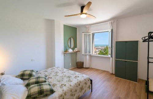 Casabianca di Fermo Apartment | OFFER AGOSTO - Sulla Spiaggia Parking - AC & WiFi