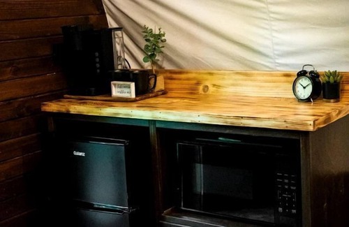 Houston House | Ohio Glamping Destination in this Covered Wagon in Arcanum