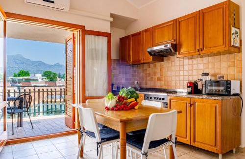 Recanati Apartment | Oikia Naxos Apartment