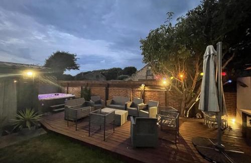 Bacton House | Old Cottage The Log Cabin