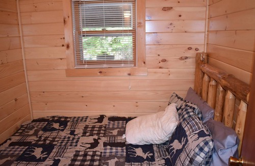 Old Forge Cabin | Old Forge Getaway Cabin