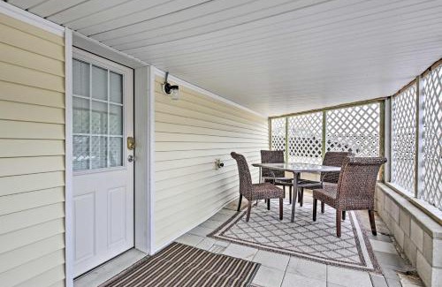 Old Orchard Beach Apartment | Old Orchard Beach Home with Patio Walk to Beach