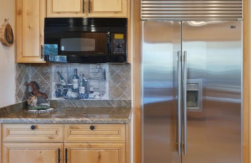 Azure Hills Estates House | Old Western Sonoran Desert Getaway