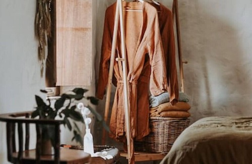 Ross Cottage | Old World Charm - Simplistic Luxury Cottage