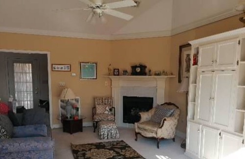 Abbeville House | Ole Miss Football, Baseball, Graduation and Events 9 miles from Oxford Square