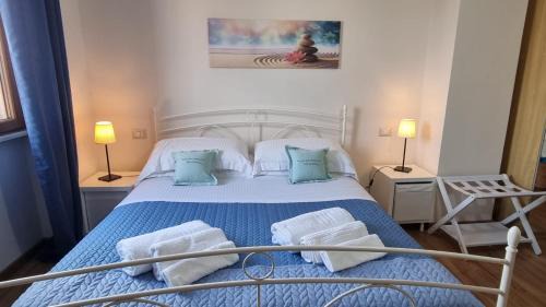 Aprilia Bed & Breakfast | OLEANDRI SUITE B&B