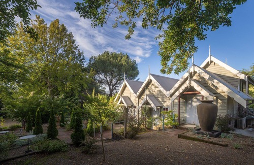 Tilba Tilba Apartment | Olive Tree cottage