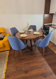 Petrovac Apartment | Oliver Mountain View