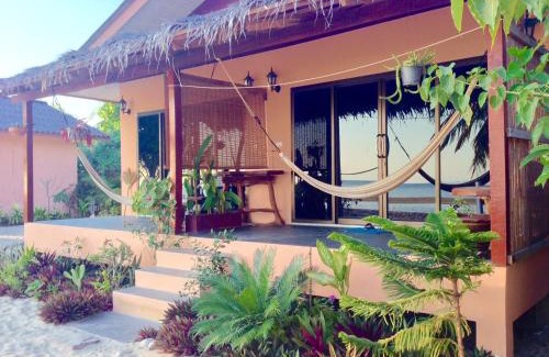 Baan Tai Apartment | On the Beach Bungalows
