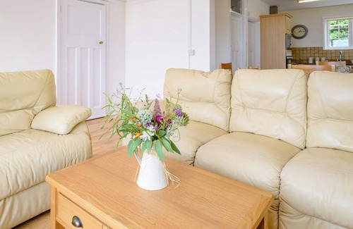 Downderry Cottage | On The Beach, East Yardley House - UK31203
